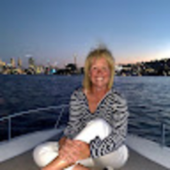 Meet your Posher, Geannine - Picture 1 of 1